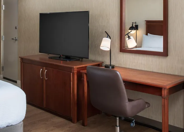 Four Points By Sheraton Bellingham Hotel & Conference Center
