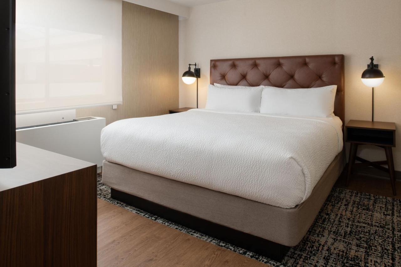 Four Points By Sheraton & Conference Center Bellingham