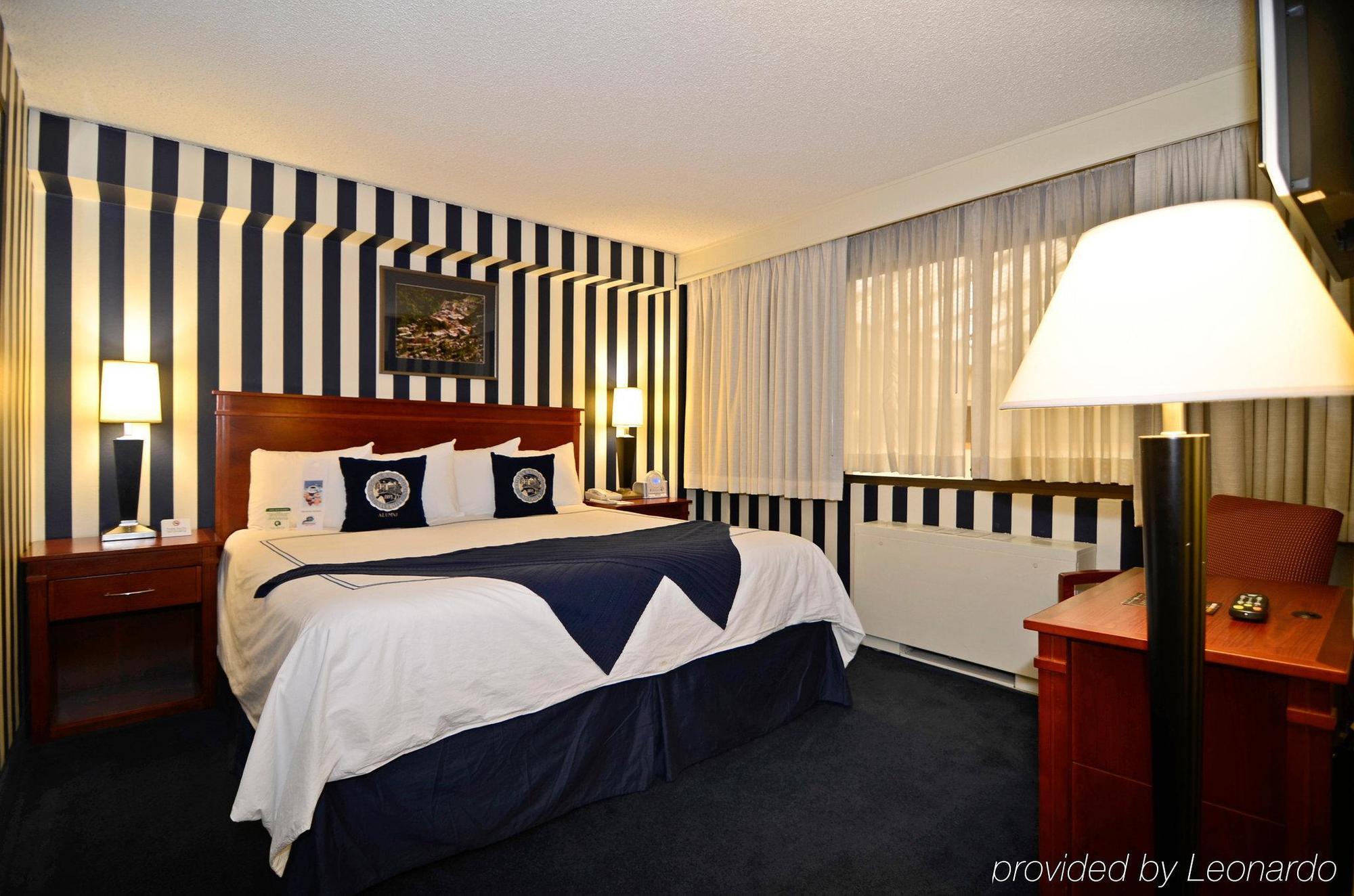 Four Points By Sheraton & Conference Center 3*