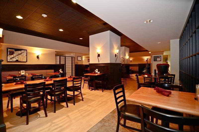 Four Points By Sheraton & Conference Center Hotel 3*