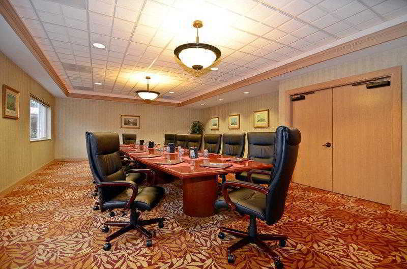 Four Points By Sheraton & Conference Center 3*