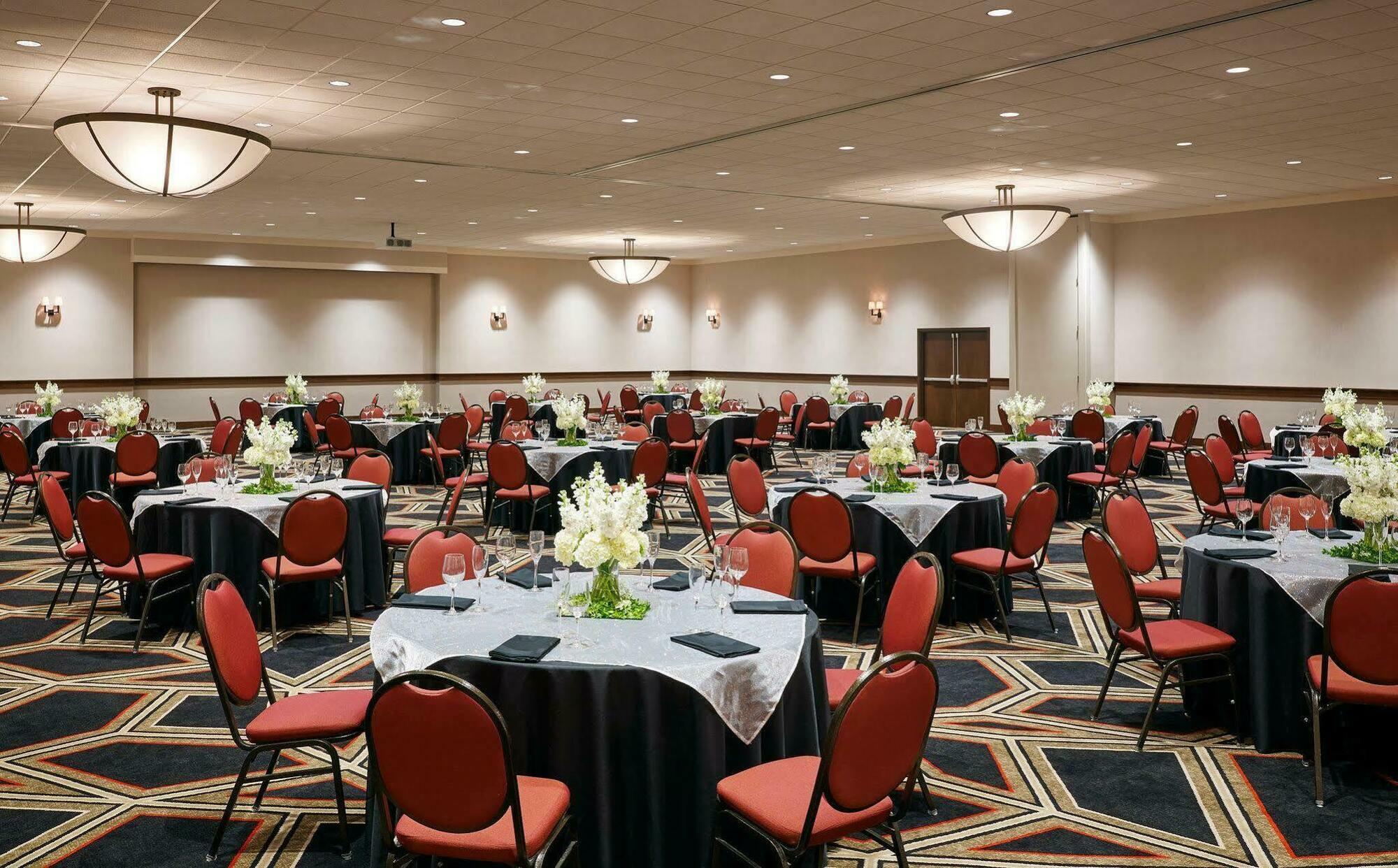 Four Points By Sheraton & Conference Center Hotel