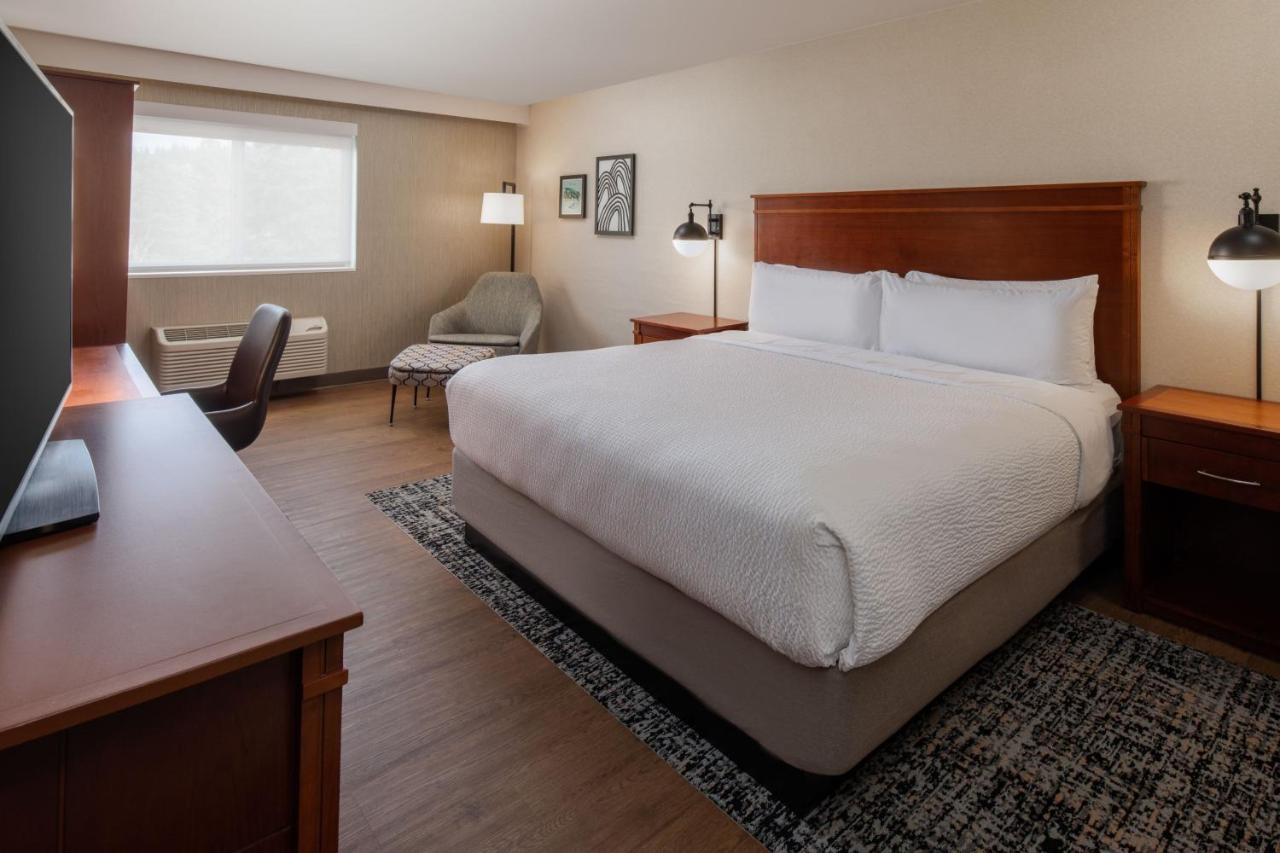 Four Points By Sheraton & Conference Center Hotel 3*
